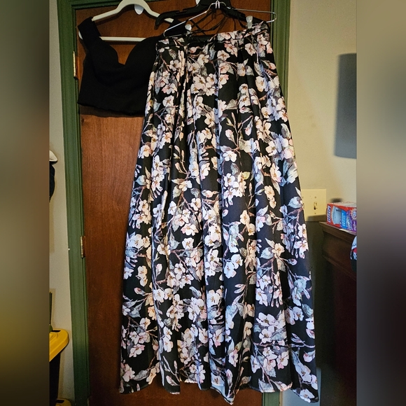 B Darlin Floral 2-Pc Prom Dress;  Size 13/14